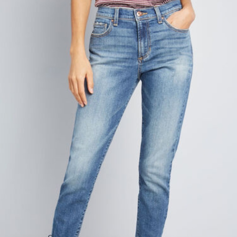 ModCloth Back and Casual Cuffed Jeans/ sneak Peek